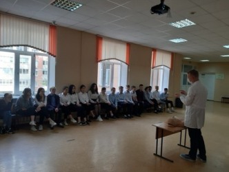 Для школьников Ленинского района организованы занятия в рамках проекта «Школа первой помощи» 